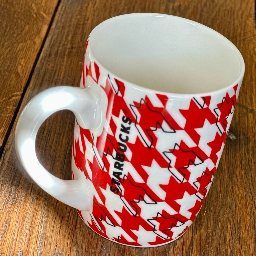 2017 Starbucks Red and White Houndstooth 10 oz Coffee or Tea Mug - Picture 2 of 5